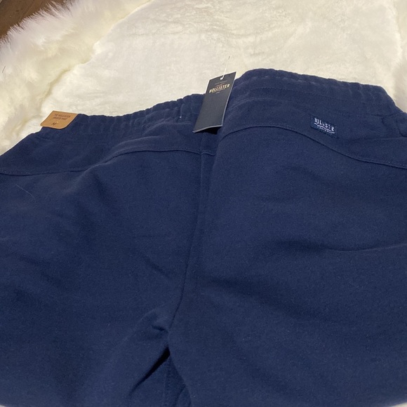 Hollister joggers new with tag - Picture 2 of 3